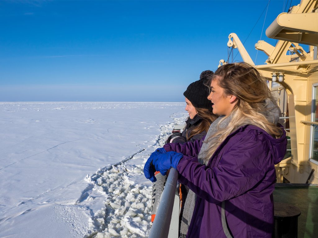 Icebreaker Sampo Cruise with transfer from Oulu