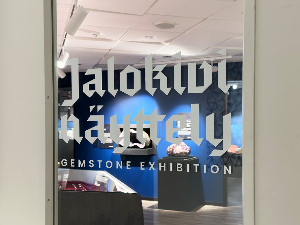 Jalokivinäyttely